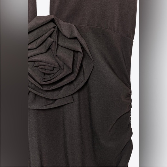 ZARA HALTERNECK DRESS WITH FLOWER - Picture 8 of 9